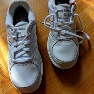 New Balance Women's 813 walking shoes white size 9 W